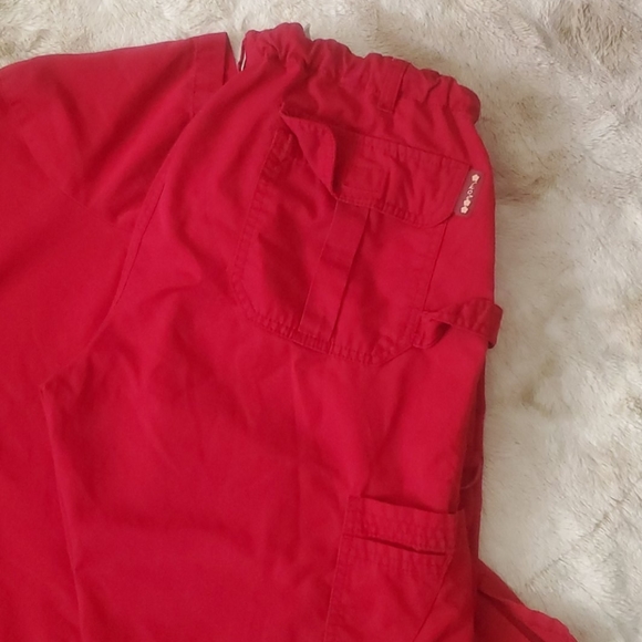 Koi brand set tall M cargo scrub pants and S top set - Picture 4 of 6